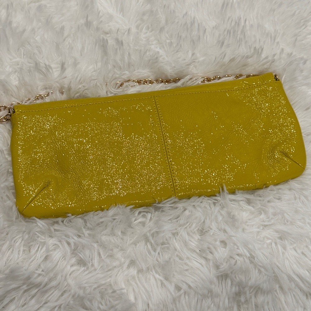 Hobo International Yellow Patent Leather Foldover Clutch Shoulder Chain Bag - Picture 4 of 10